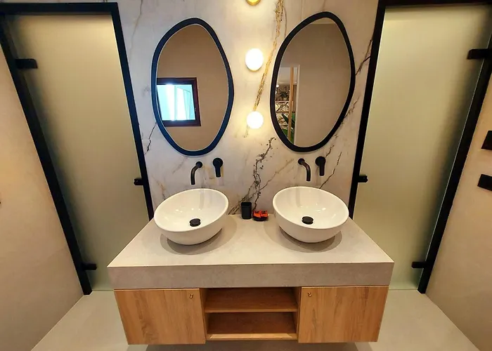 Minares Luxury شقة ريثيمنو